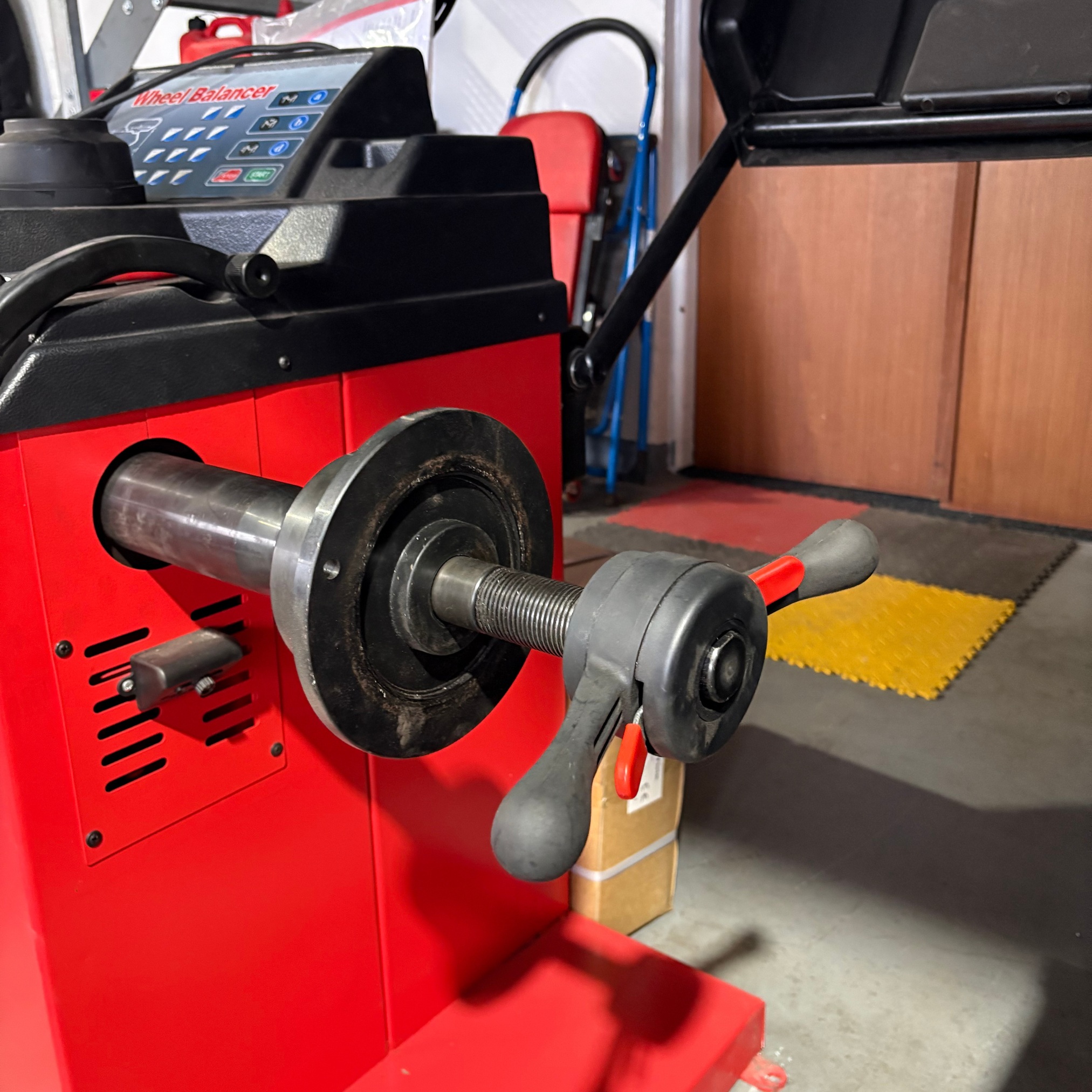 70BS-M36 - Rýchloupínacia matica na vyvažovačku 36x3 (6)